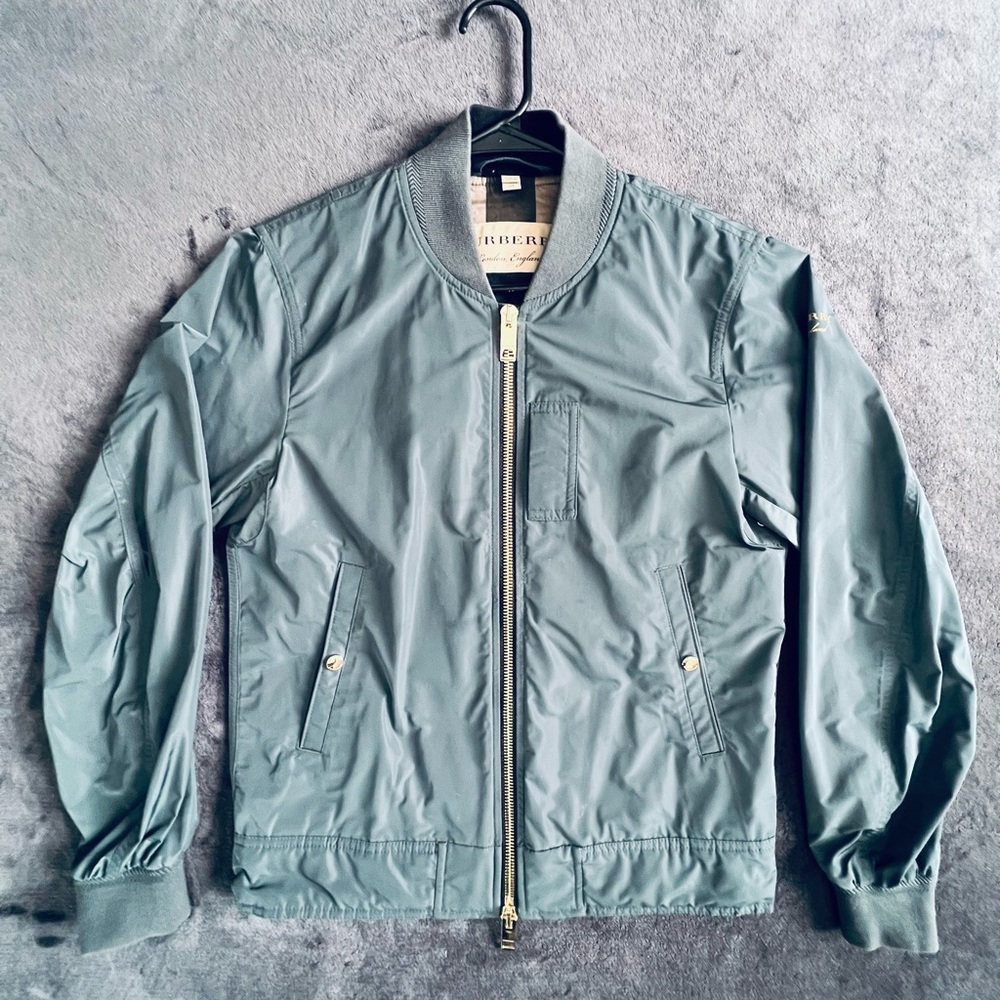 Burberry mens windbreaker/bomber jacket